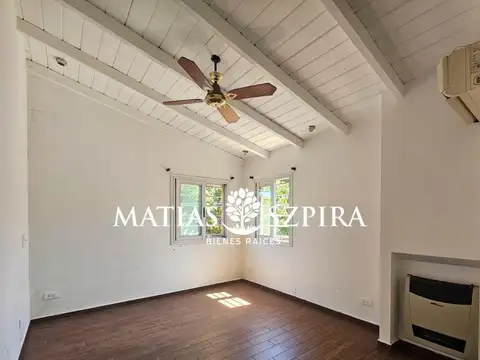 Depto Tipo Casa en Venta con 1 cocheras