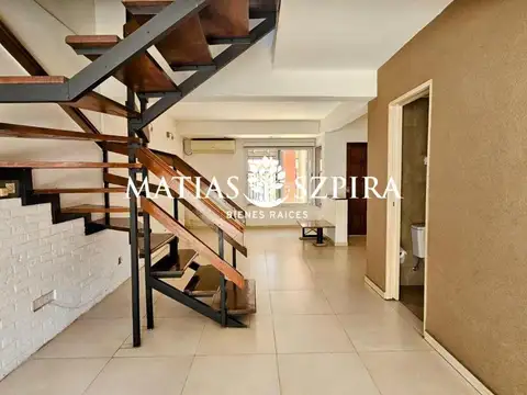Depto Tipo Casa en Venta de 4 ambientes