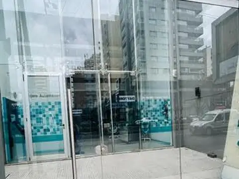 Local en Alquiler en Lomas de Zamora, $ 3.900.000