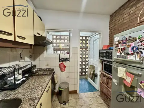 Av Fondo de la Legua  al 2400