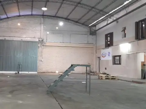 Depósito en  Florencio Varela