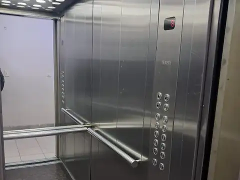 Departamento en Venta en Flores, USD 160.000