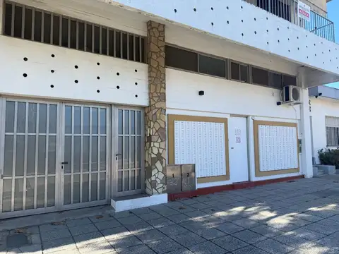 Departamento céntrico en alquiler - Campana!