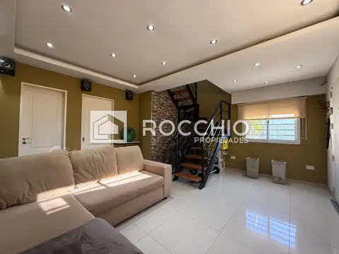 Depto Tipo Casa en Venta de 2 dormitorios