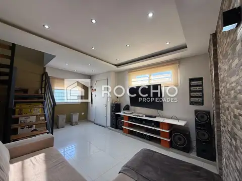 Depto Tipo Casa en Venta 2 años