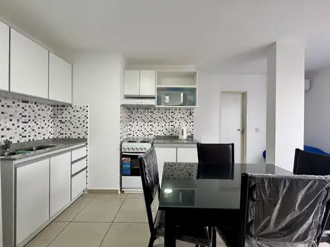 1 DE MAYO  al 1400-PISO 11-UNIDAD 01