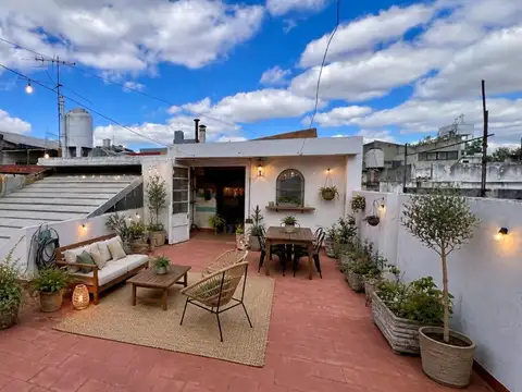 VENTA PH 4 AMBIENTES CON TERRAZA Y PARRILLA