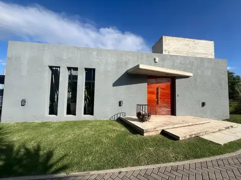 Avenida los Alamos 1100