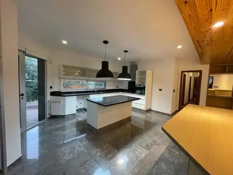 Casa en Alquiler al Noroeste