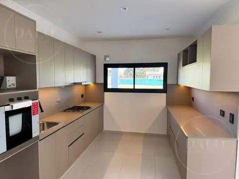 Casa en Venta en San Pablo, USD 245.000