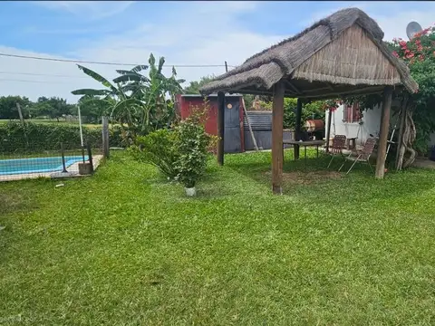 CASA UN DORMITORIO EN VENTA CON PILETA EN ANDINO