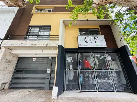 Edificio en venta de 13 departamentos y 9 cocheras