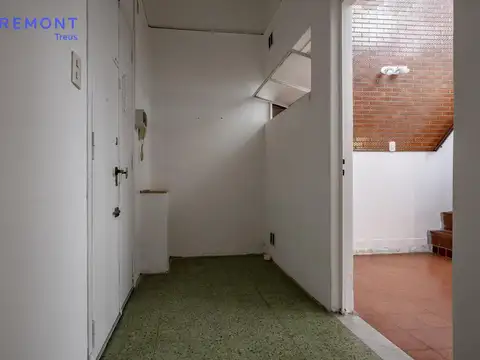 Depto Tipo Casa en Venta en Caballito, USD 125.000