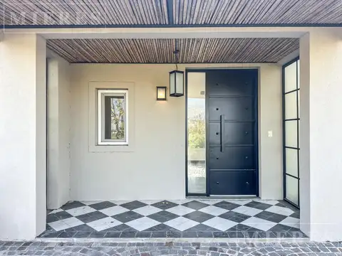 Casa en Venta en El Cantón - Barrio Islas, USD 300.000