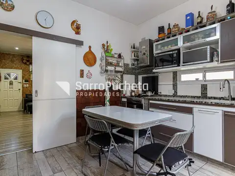 Depto Tipo Casa 4 ambientes con 2 baños