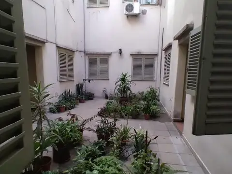 PH DE DOS AMBIENTES CON PATIO