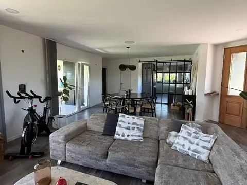 Casa en Alquiler en Rumenco, USD 2.400