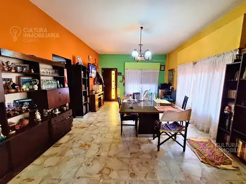 CASA 3 AMB CON COCHERA Y PATIO ISIDRO CASANOVA