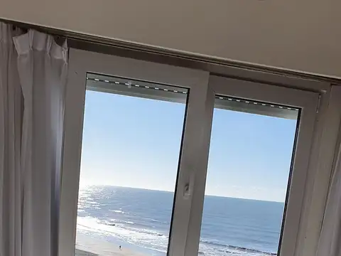 DUEÑA VISTA AL MAR/BOSQUE SEMIPISO