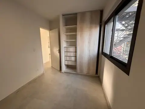 Departamento en Alquiler en Godoy Cruz, $ 900.000