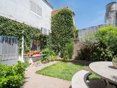 Casa en Barrio Bernardino Rivadavia, zona norte