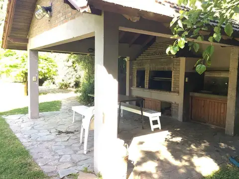 Quinta en Venta con 1 cochera