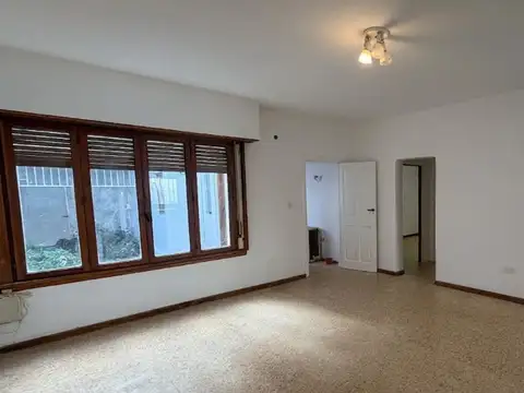 ALQUILER CASA CENTRICA 5 AMB TANDIL