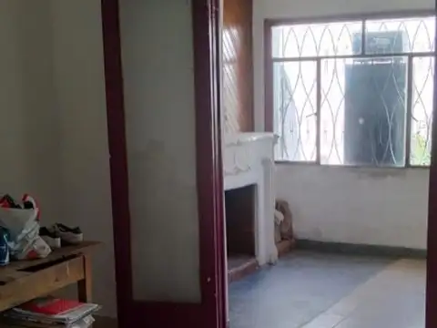 Ph 3 amb divisible a 4amb con patio DELORENZI INMOBILIARIA