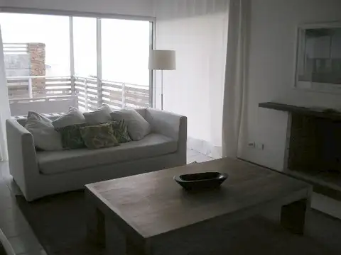 Departamento en Alquiler Temporal con 1 cocheras