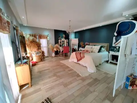 Casa 6 ambientes con 1 baño