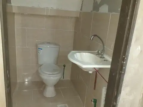 Local en Alquiler en Ramos Mejia Sur, $ 5.000.000