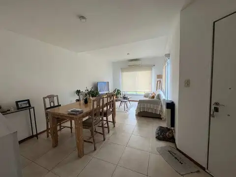 Depto Tipo Casa 4 ambientes con 1 baño