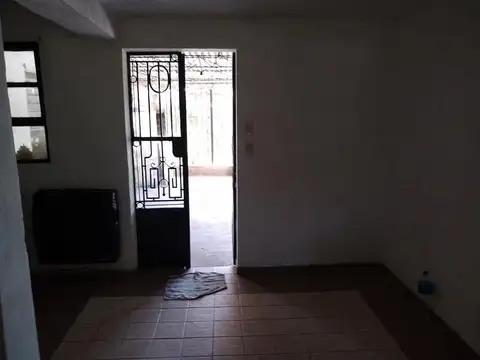 Claudio Herro e/ Siria y Sarmiento