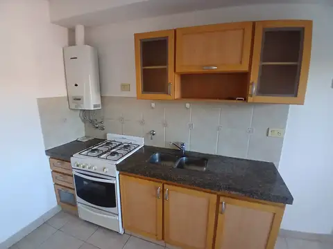 Departamento en Alquiler en Abasto, $ 550.000