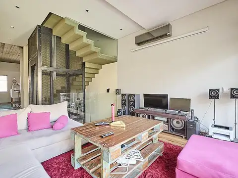 Casa 5 ambientes con 5 baños