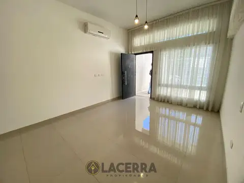 Depto Tipo Casa en Venta de 1 dormitorio