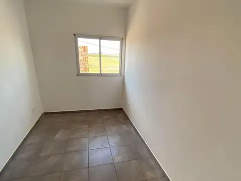 Alquiler | Casa | 2 Dormitorios | Capitán Bermúdez | Barrio Terranova