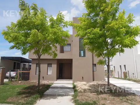Casa en Venta en San Pablo, USD 230.000