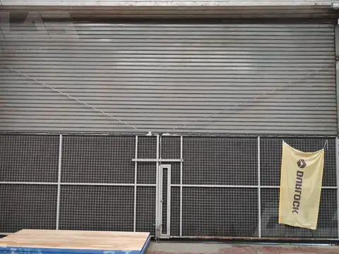 Galpon en Alquiler 30  mts Fondo