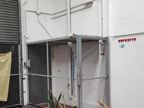 Galpon en Alquiler 10  mts Frente