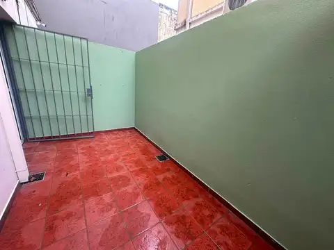 Avenida Adolfo Alsina 200