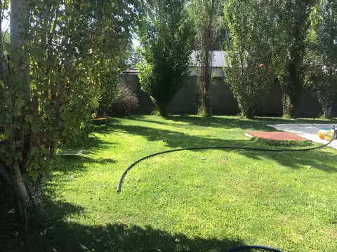 Casa en Venta en Francisco Alvarez, USD 215.000