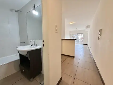 MONOAMBIENTE EN VENTA - AL FRENTE PISO 6 - BARRIO LOURDES