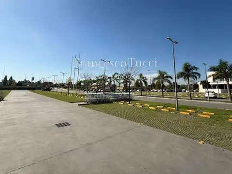 Local en Alquiler en Paso del Rey, USD 2.340
