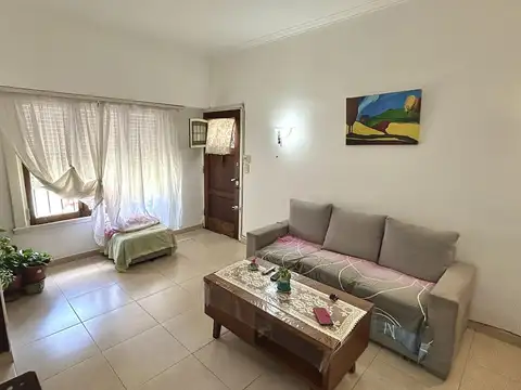 VENTA | CHALET 3 AMB CON DEPENDENCIA Y COCHERA | ZONA GUEMES |