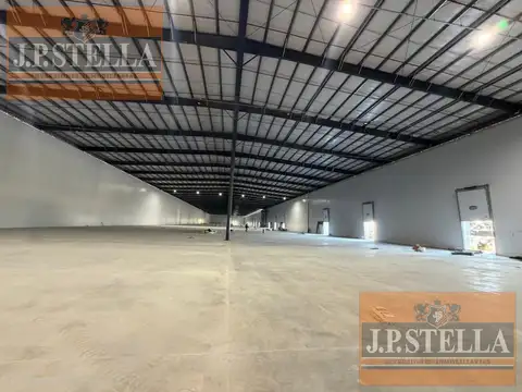 Galpón Industrial 15.000 m² s/ Colectora Au. Ezeiza - Cañuela - Carlos Spegazzini