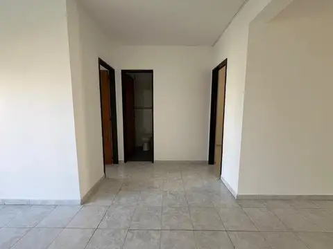 Departamento en Alquiler en Zona Universidades Bosque, $ 651.000