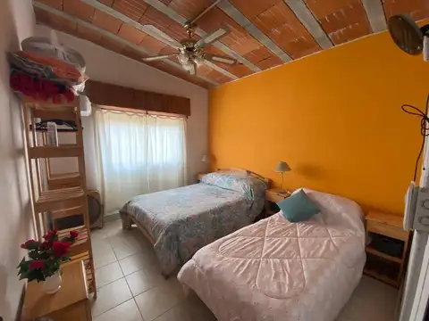 Casa en Venta con 4 cocheras