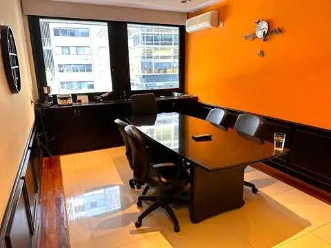 Excelente Piso de Oficina - Muy Buena Categoria