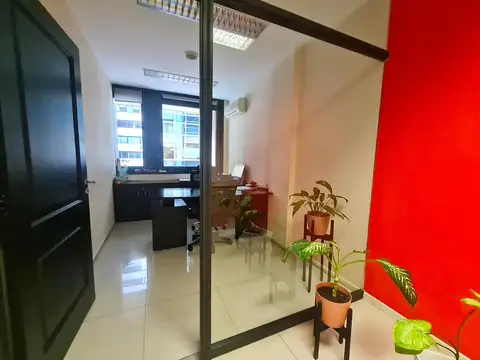 Oficina en Venta 60 años